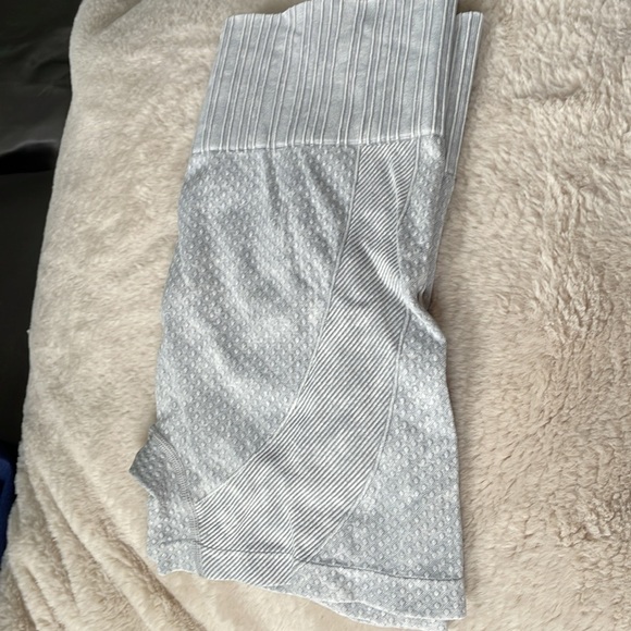 women’s sports/gym shorts - Picture 5 of 5